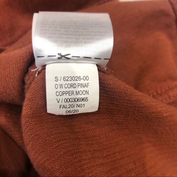 Old Girls Corduroy brown button up dress with overall straps - Picture 6 of 6